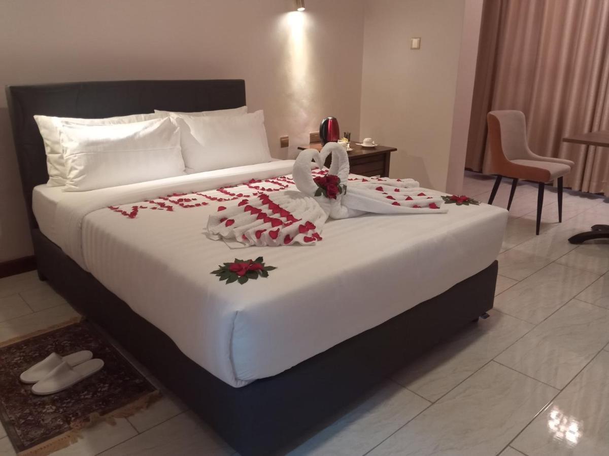 Villa Grazia Luxury Hotel نيفاشا المظهر الخارجي الصورة